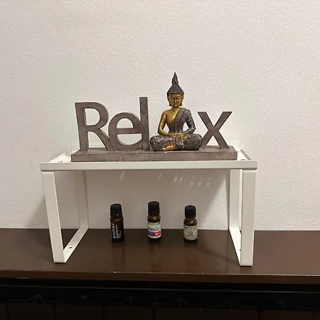 Airport Relax 3 Bedroom דירה *