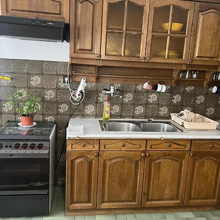 Airport Relax 3 Bedroom דירה *