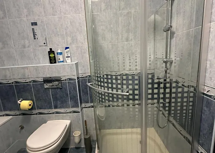 Airport Relax 3 Bedroom * וסס